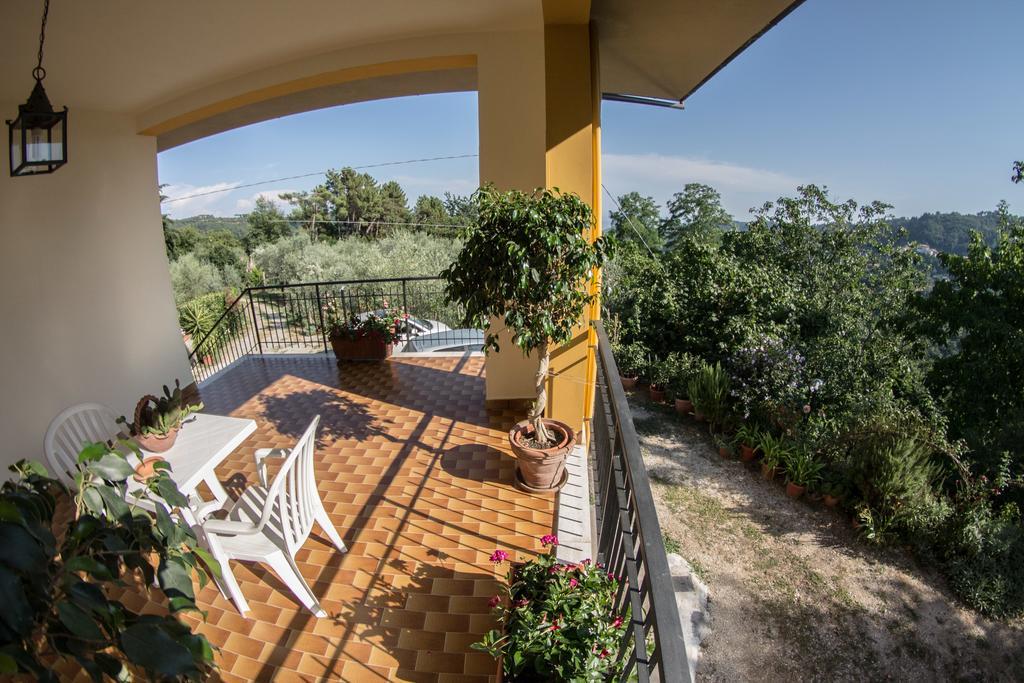 Casa Vacanze Il Redo Villa Marliana Exterior photo